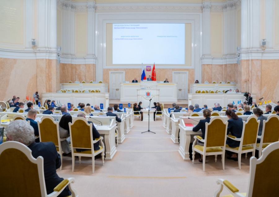 Александр Рассудов: «Повышение зарплат чиновников, в том числе депутатов  - это  несвоевременно»