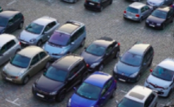Александр Рассудов: «Прежде, чем расширять зону платной парковки в центре города и водить новые штрафы, необходимо построить дополнительное число перехватывающих парковок»