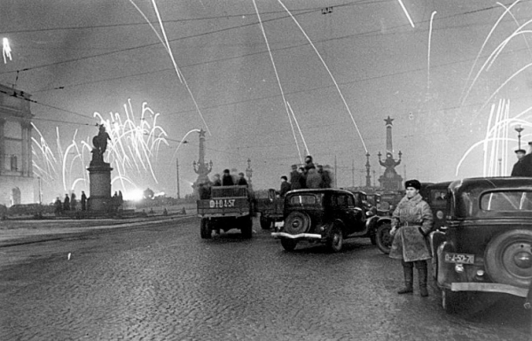 Поздравление с  75-ой годовщиной полного освобождения Ленинграда от фашистской блокады