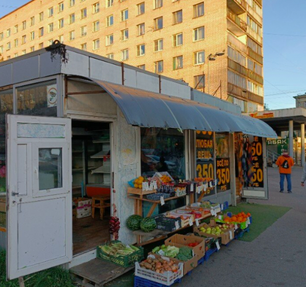 В Петербурге упорядочат порядок размещения ларьков на частных территориях